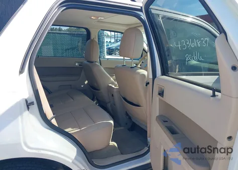 2010 Ford Escape Limited z USA, uszkodzony, nr VIN 1FMCU0E78AKA53683